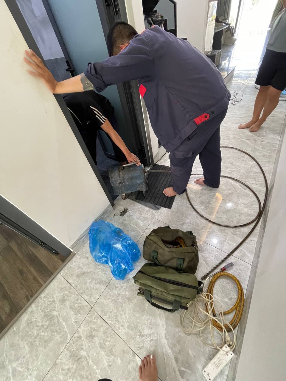 Hoàn thành công việc vệ sinh