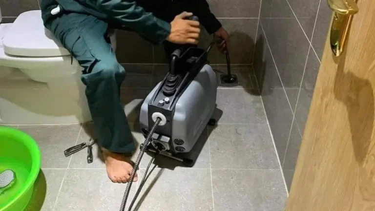 Hình ảnh thực tế dịch vụ thông tắc hầm cầu